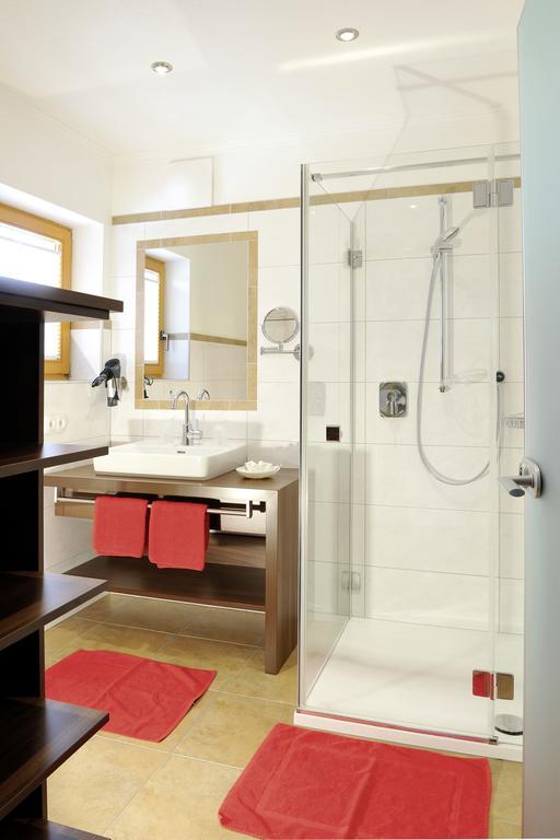 Familienhotel Moos-Alm เลียนซ์ ห้อง รูปภาพ