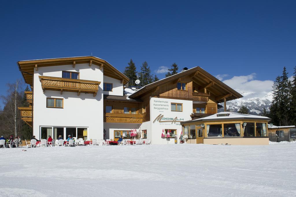 Familienhotel Moos-Alm เลียนซ์ ภายนอก รูปภาพ